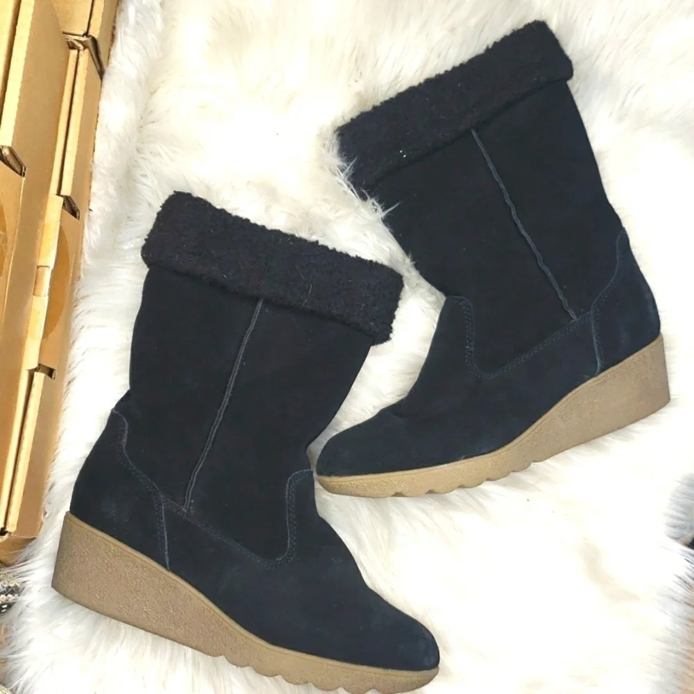 LANDS END Chalet Short Boots Faux Fur wedge 7B